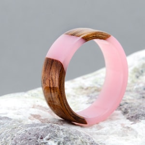 Pink ring, bright pink ring,Ring for Girl, Pretty Pink Glitter Resin Ring, Bright Pink, Hot Pink Color, Cute Eco Friendly Resin Jewlery