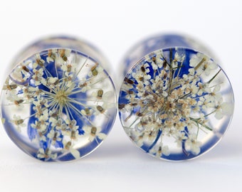 Blue Ear Plugs, Real Flower Ear Plugs, Botanical Ear Gauges, Nature Resin Ear Weights, Queen Anne Flowers, Natural Plug, Organic Plug, Plug