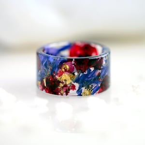 Red Rose Romantic Ring, Blue Cornflower Ring. Red Rose Flower Ring Gold Flakes. Pressed Flower Jewelry. Engagement Flower Ring, Women Rings