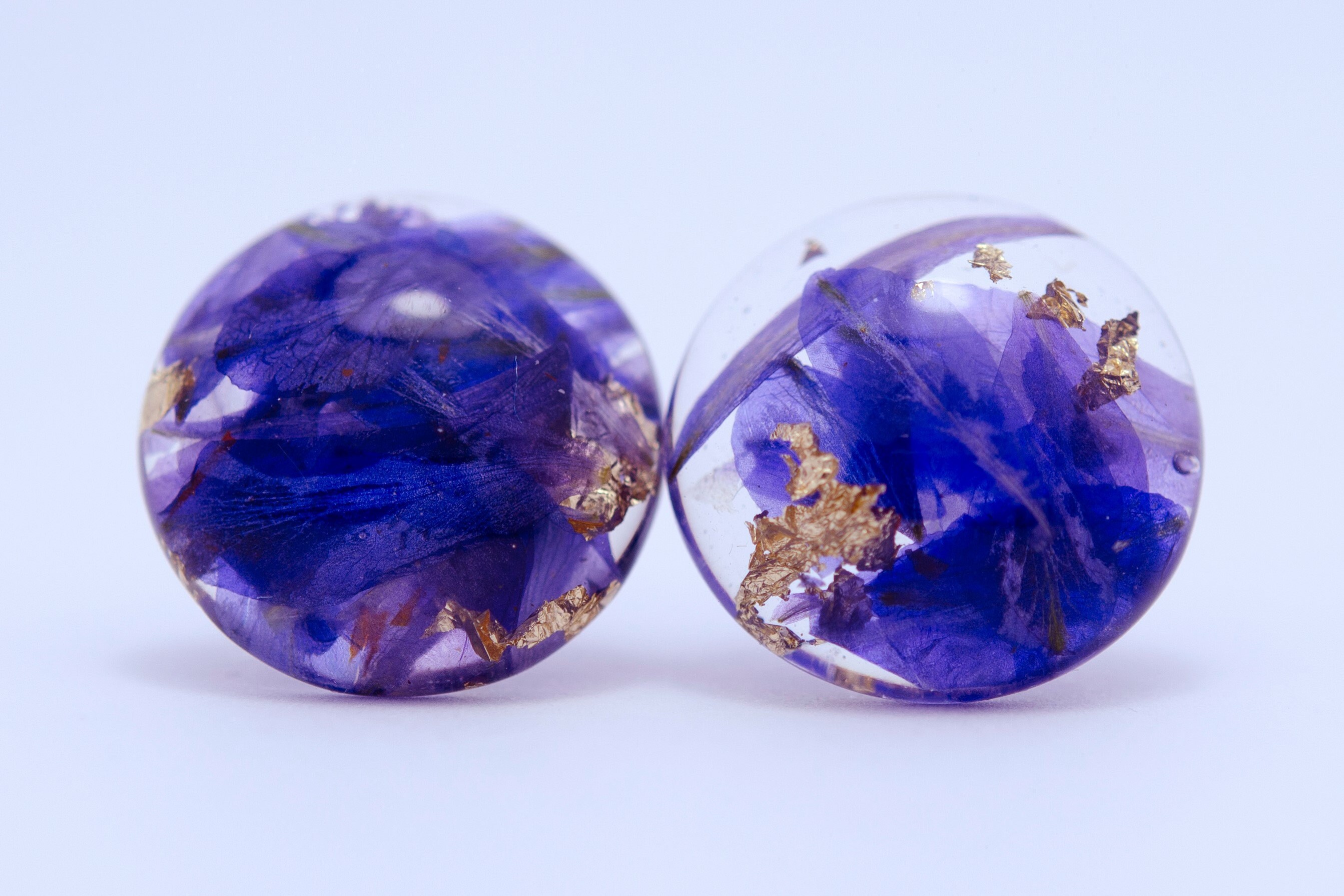 Round Small Stud Earrings Eco Resin Real Flower Resin Earrings Etsy
