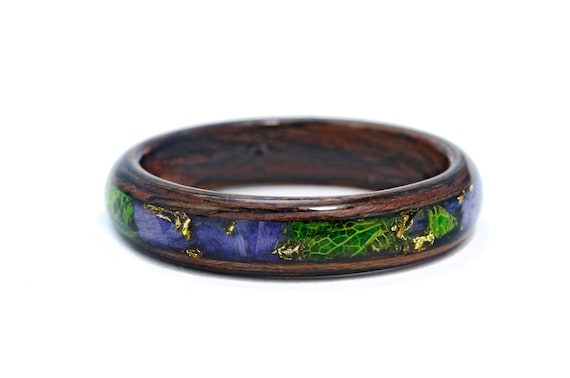 Eco Wood Ring With Petals of Blue Iris and Hydrangea and 24K Gold