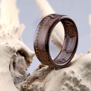Ring Wood, Wooden Ring, Minimalist Wooden Rings, Wooden Bands, Natural Wedding Ring, Minimalist Rings, Ring, Mahogany Jewelry, Wedding Rings