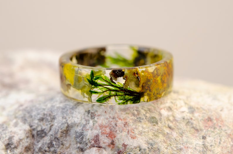 Ring Real Moss, Resin Ring Resin Ring, Forest Moss. Woodland ring, Nature Inspired Resin Band, Forest Moss Ring, Forest Resin Ring. Gold24K image 3