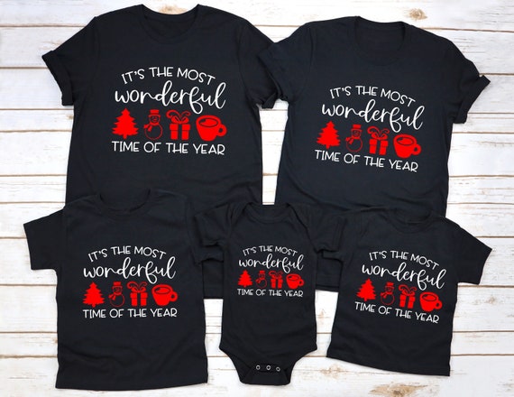 Daddy Elf Christmas Season T-Shirt Dad's Mom's Matching Tee Daddy Elf Christmas Season T-Shirt Dad's Mom's Matching Tee
