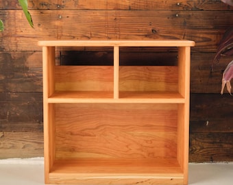 Simple Bookcase/Bookshelf - 22 inch Tall - Cherry or Maple Wood