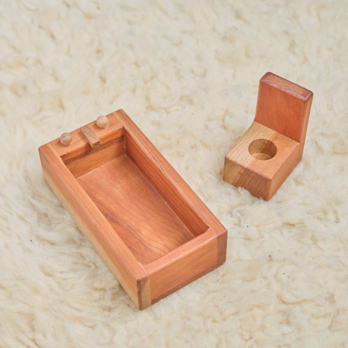 Solid Cherry Wood Dollhouse Toilet & Bathtub Set