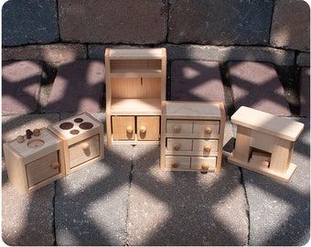 Maple Wood Dollhouse 5 Piece Furniture Set