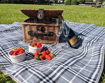 Personalised Picnic Blanket | Couple Gift | Family Gift | Date Night Idea | Picnic Basket | Outdoor Park Beach Blanket | Custom Name