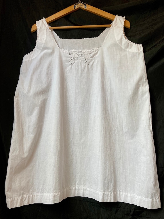 French vintage 1800s hand-sewn white cotton plus … - image 1