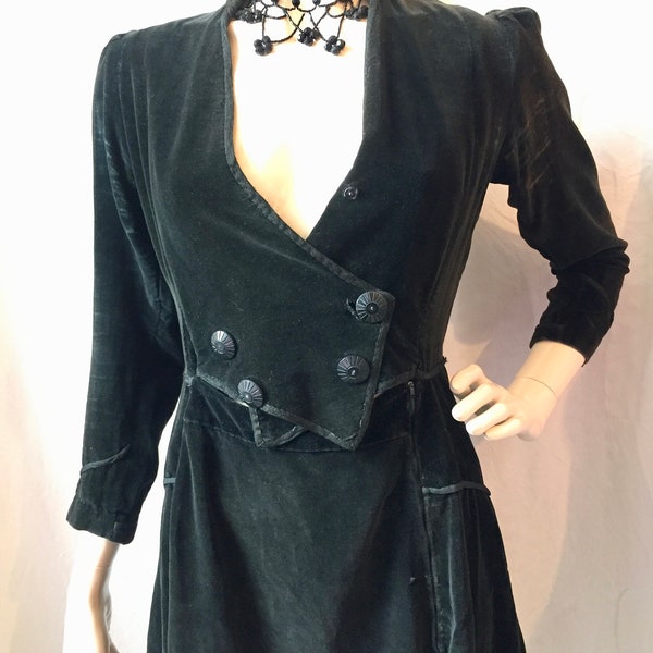 Velours noir cousu à la main Français robe vintage Taille 38 environ