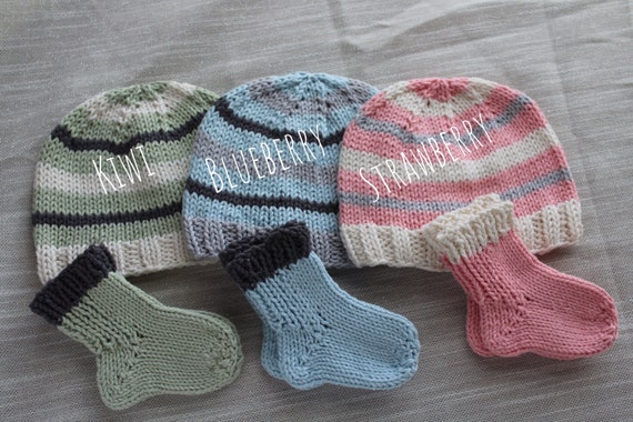 baby hat and socks set