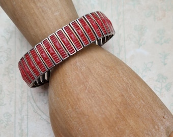 ヴィンテージ レッドエナメル エクスパンションブレスレット - 1960