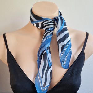 Vintage Zebra Print Scarf by JAGO – Made in Italy | 100% Polyester | Tropical Floral Design | 50x50 cm