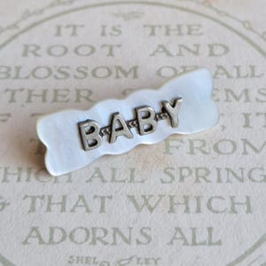 Antique Mother of Pearl 'Baby' Brooch – Brass C-Clasp, 3x1 cm
