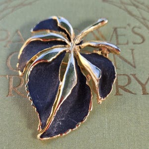 Vintage Gold Tone Chestnut Leaf Brooch: Black Enamel Detail