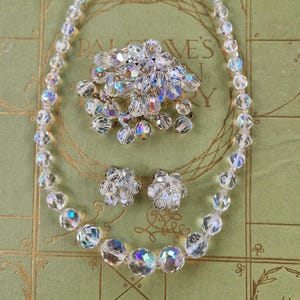 Dazzling Vintage AB Crystal Jewellery Set – Necklace, Waterfall Brooch & Floral Clip-On Earrings