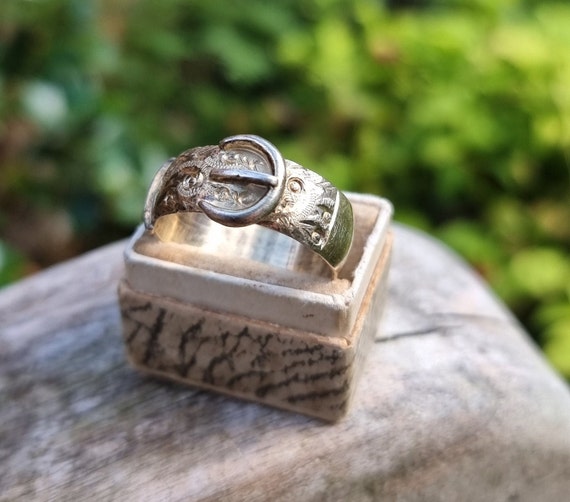 Antique Victorian Silver Gilt Buckle Ring Maker D&W Birmingham