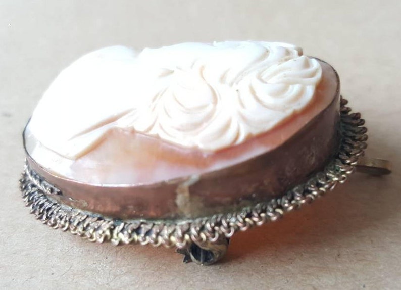 Antique Cameo Brooch Pendant 1910 Edwardian Unusual Left Facing Hand Carved Shell Cameo Brooch Pendant