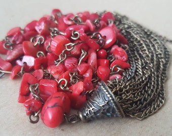 VINTAGE Art Deco Lavalier Flapper Necklace, 1920s 1930s Red Coral Bead Chip Bronze Tone Tassel Lavalier Necklace