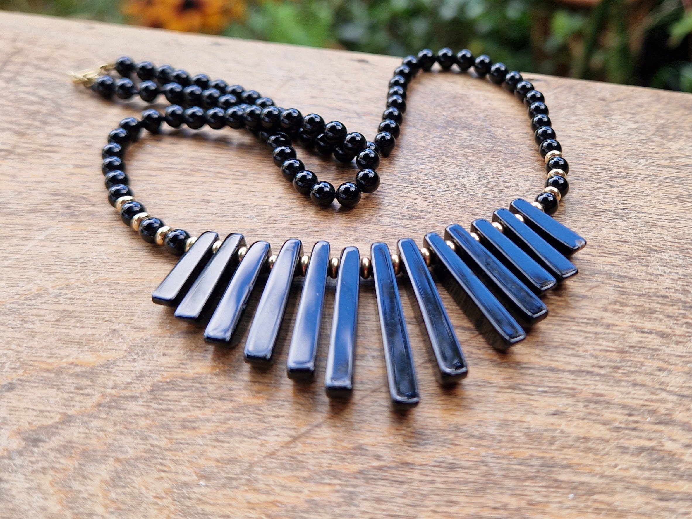 Collier Plastron Vintage Argenté Avec Cristaux Et Émail Bleu - Bijou Fantaisie Élégant Pour Femme - État Impeccable