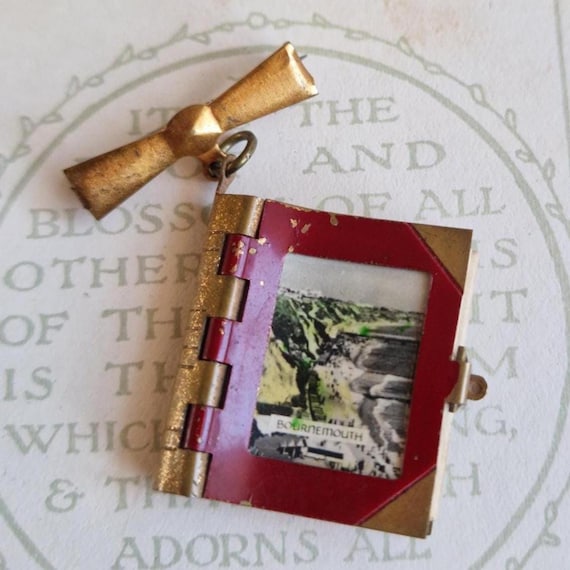 Vintage Bournemouth Souvenir Book Brooch - 1940s Brass Bow Dangle