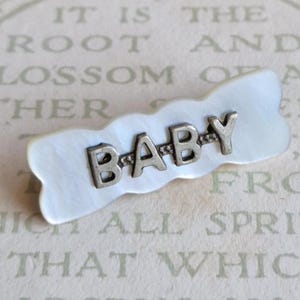 Antique Mother of Pearl 'Baby' Brooch – Brass C-Clasp, 3x1 cm