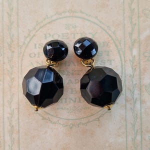 1980s Black Faceted Bead Clip-On Earrings: Chunky Gold Tone Statement Jewelry