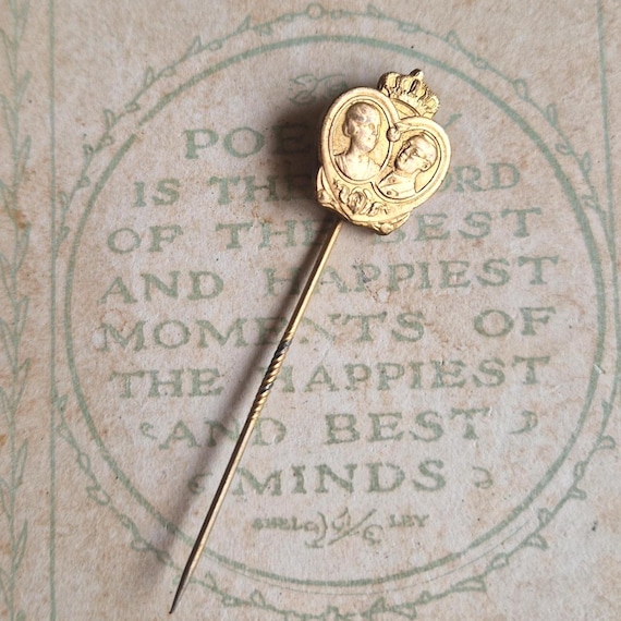 Vintage King George VI & Queen Elizabeth (Queen Mother) commemorative stick pin