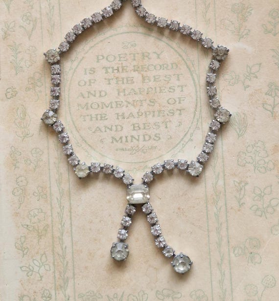 Collier de soirée vintage avec gros pendentif en strass | UK
