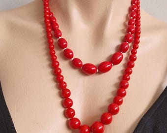 Vintage Red Plastic Bead Necklace Set - 1950s Costume Jewellery