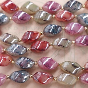 Vintage Marbled Plastic Bead Necklace with Gold-Tone Spacers | Mid-Century Costume Jewellery