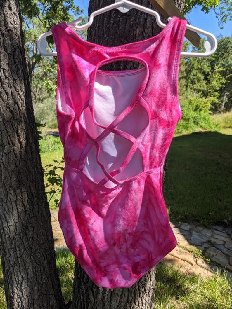 Girls Small 4-6 Leotard for Dance or Gymnastics Cross Back Style Tank PINK Tie-Dye Bodysuit