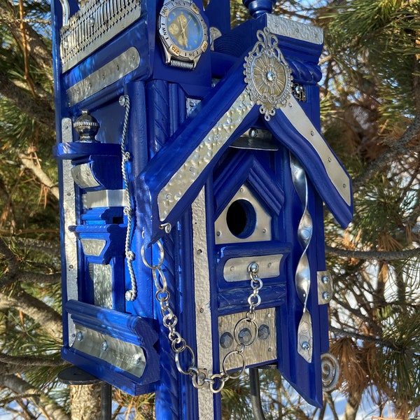 Handmade birdhouse 4214