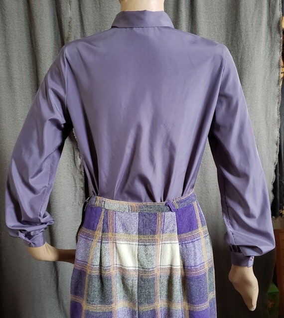 Pretty Vintage Purple Tie Collar Blouse - image 7