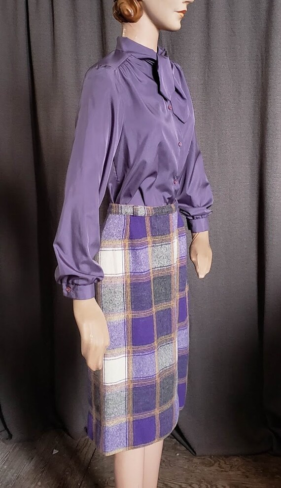 Pretty Vintage Purple Tie Collar Blouse - image 2