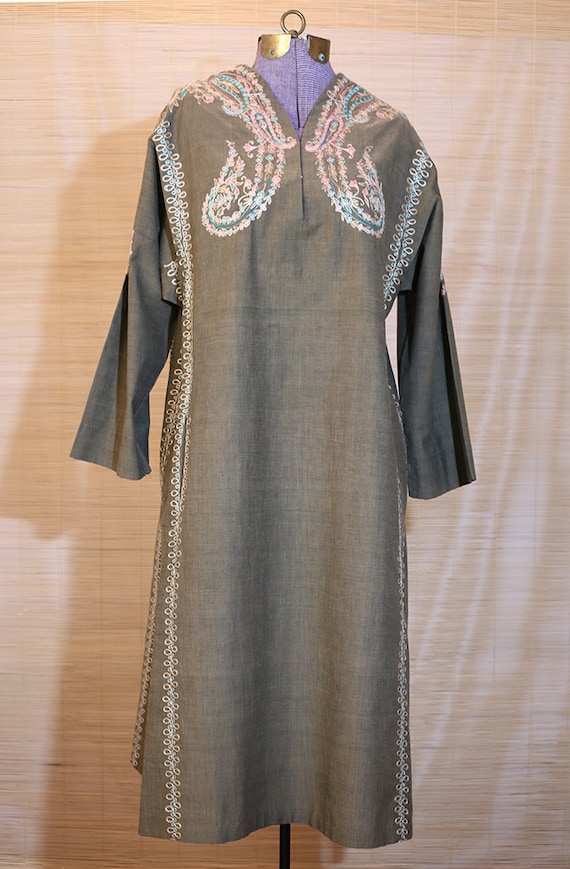 Vintage Embroidered Indian Cotton Tunic / Kurti