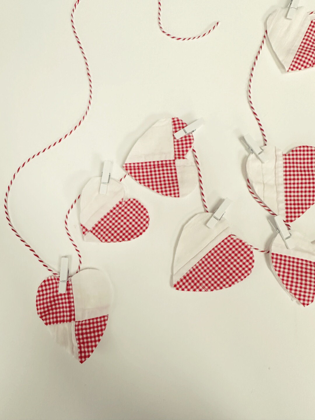 Vintage Red & White Gingham Quilt Hearts Garland Classic Vintage