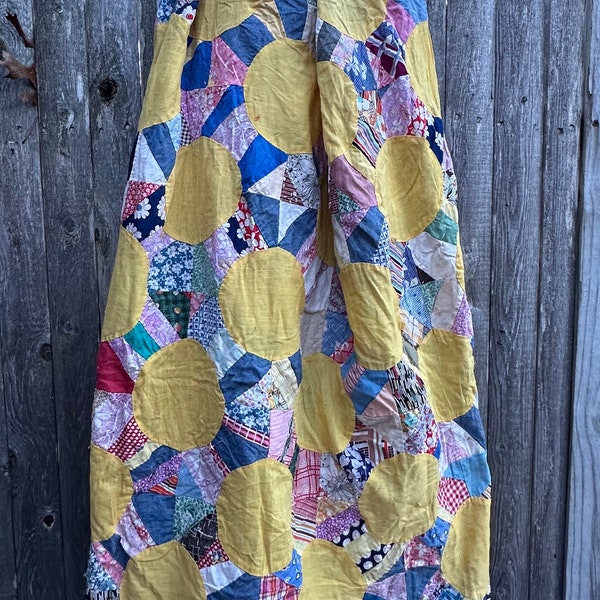 Vintage 1940s Feedsack SNOWBALL Quilt Top - Sunny Yellow - The B*E*S*T Vintage Feedsacks & Cotton Fabrics