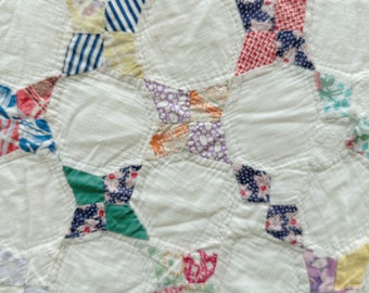 Vintage 1940s Hummingbird - Snowball Quilt - Lots of Sweet Floral Feedsack Fabrics - An Absolute Beauty with No Wear - Hand Quilting