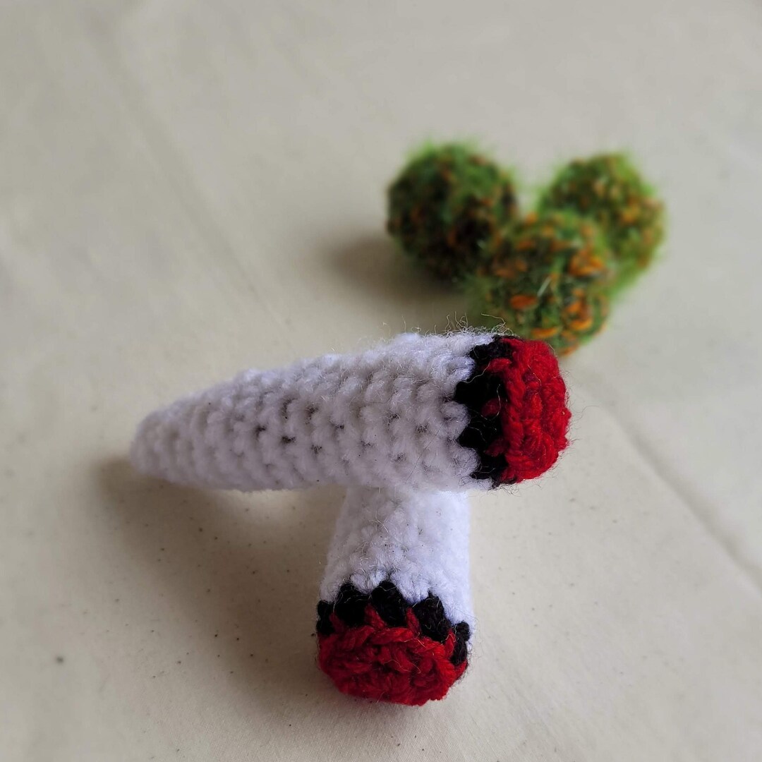Catnip Doobie Toy, Novelty Cat Toy, Catnip Joint Toy, Crochet Joint Cat