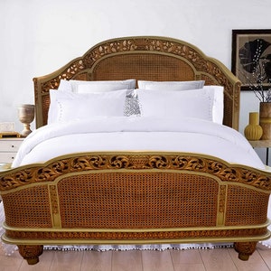 Louis XVI style, exquisite queen-size bed 20% off Now
