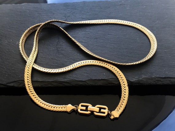 Authentic Givenchy necklace Givenchy 
