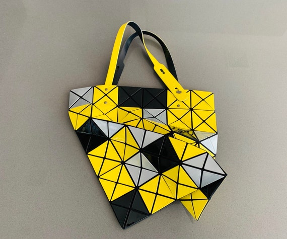 Issey Miyake Baobao tote bag, Authentic vintage Is