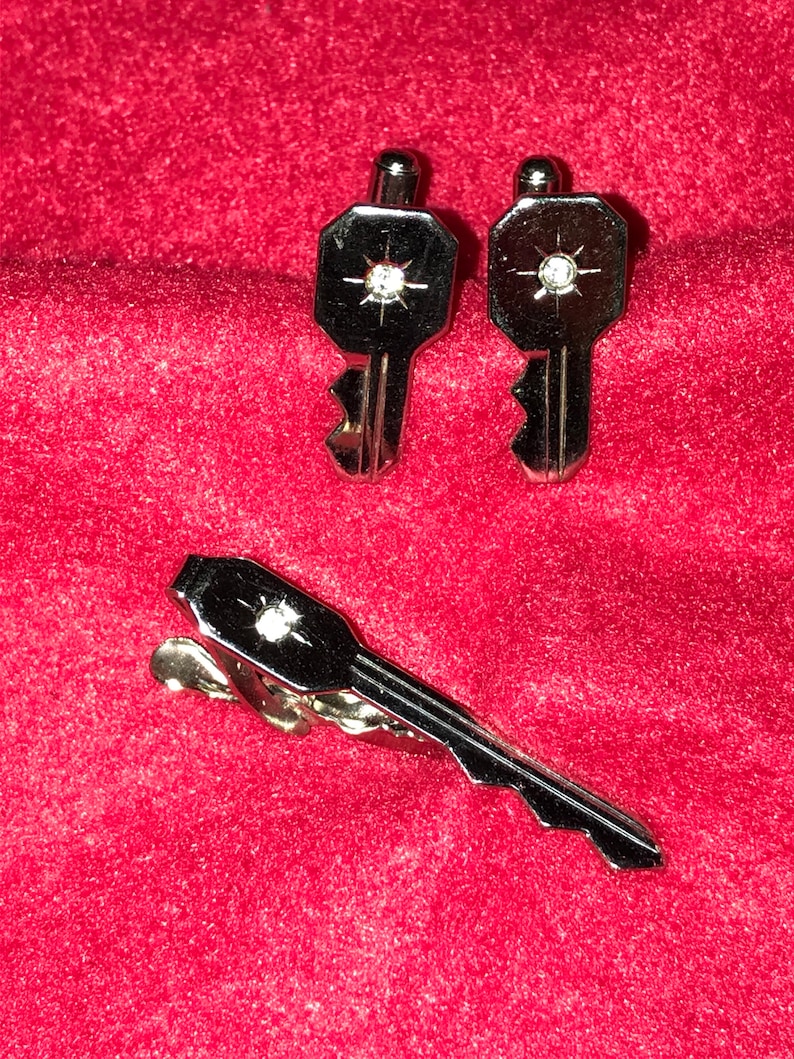Silver Tone Key Shaped Cuffing and Tie Tack