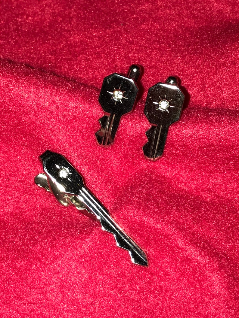 Silver Tone Key Shaped Cuffing and Tie Tack