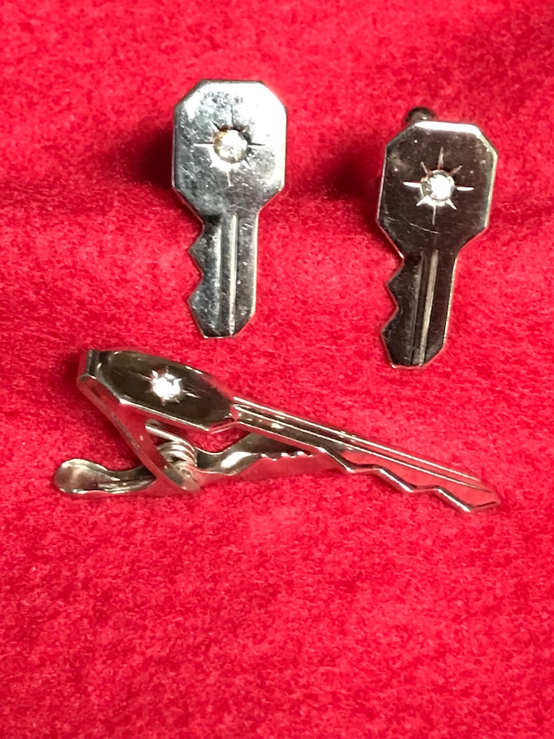Silver Tone Key Shaped Cuffing and Tie Tack