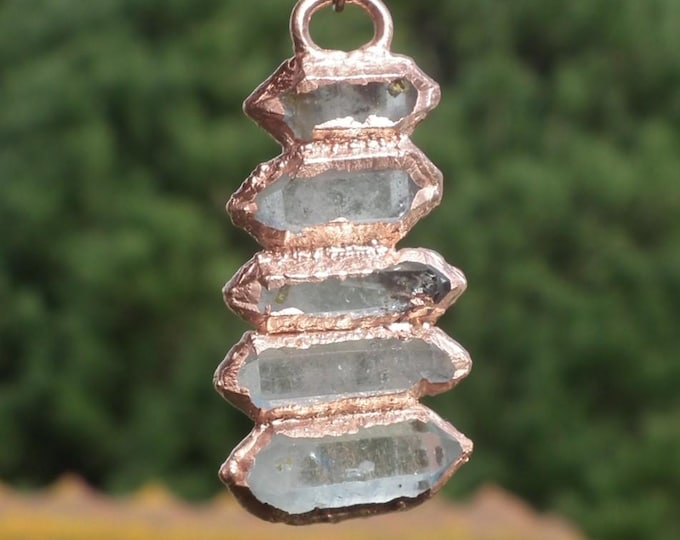 Double terminated Quartz pendant