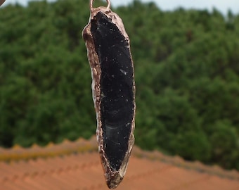 Sumatra amber pendant