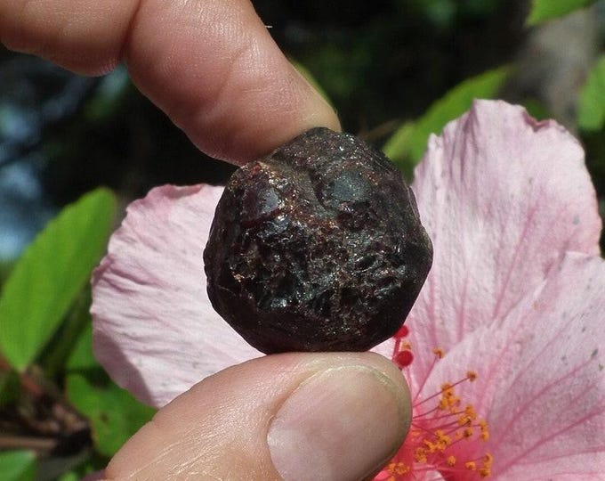Natural raw garnet, Rough Garnet, Dark Red Garnet