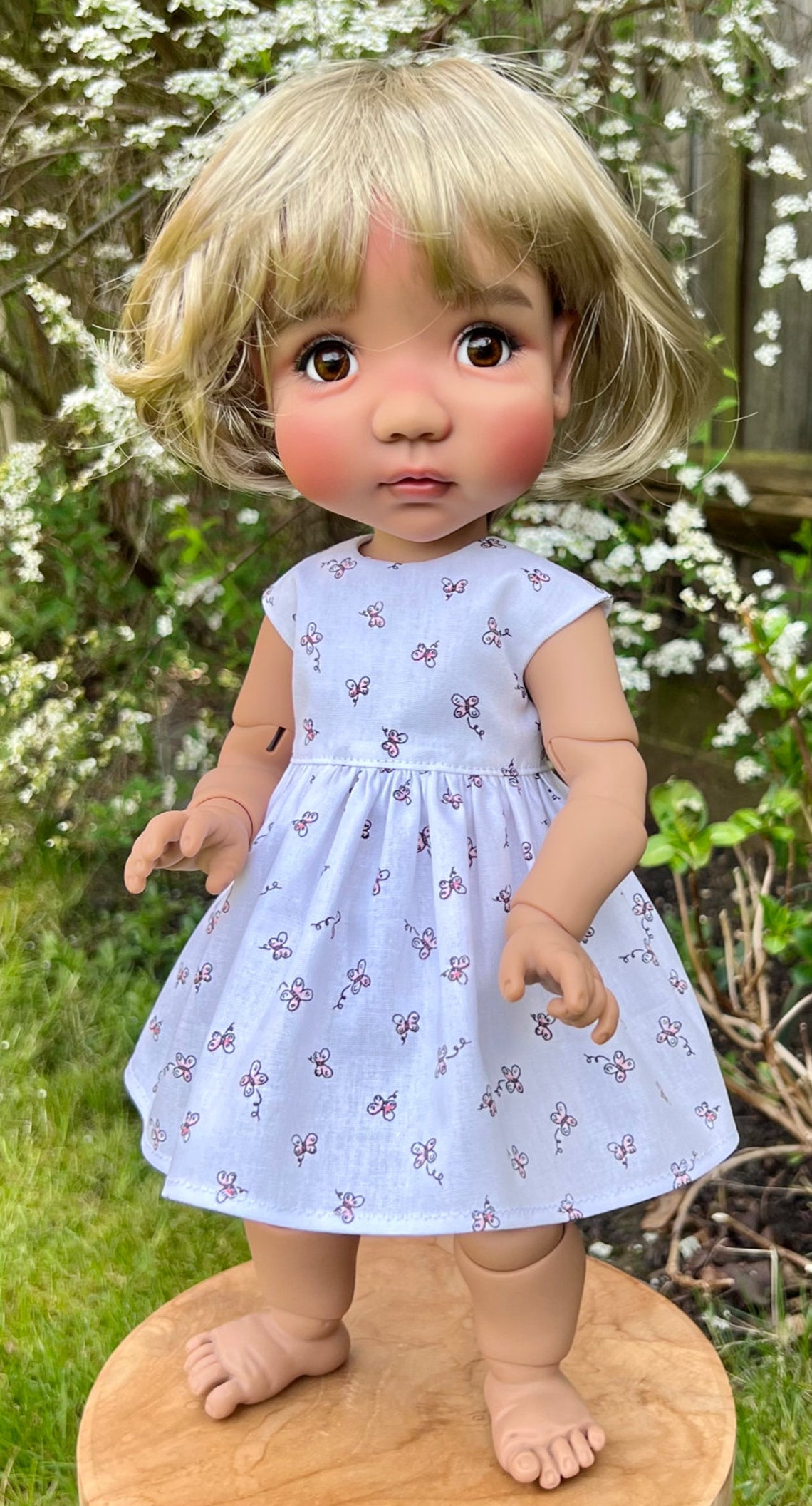 PDF Sewing Pattern, Instructions and VIDEO TUTORIAL for a Sleeveless